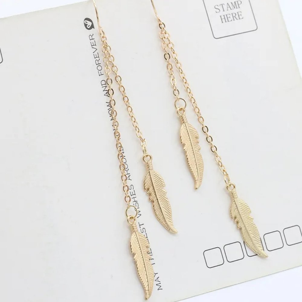 NEW! Gorgeous Long Flowing Feather Duo Dangling Gold Earrings - Boho! Ethnic! - Picture 3 of 5